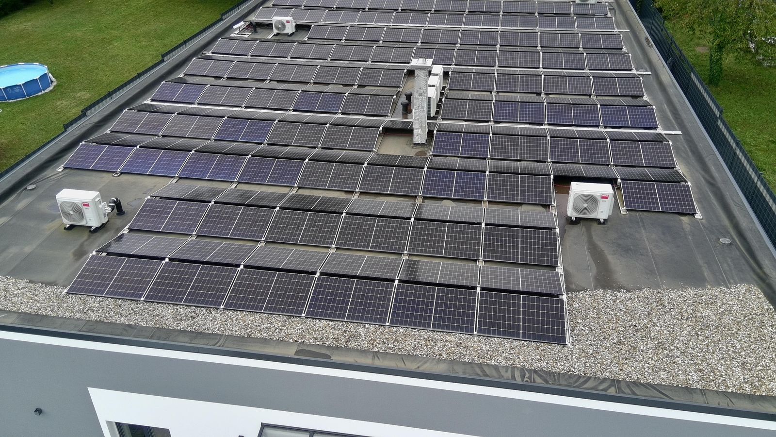Photovoltaikanlage auf einem Flachdach
